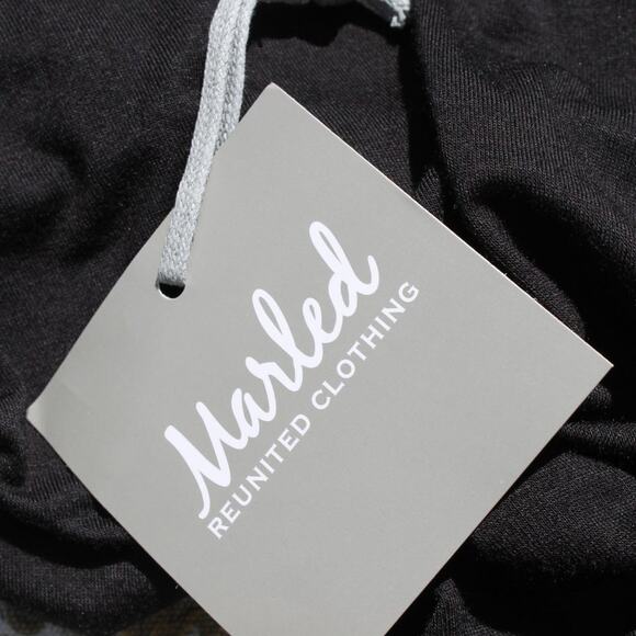 Marled Women's Solid Black Short Sleeve Top Size Small - Picture 4 of 5